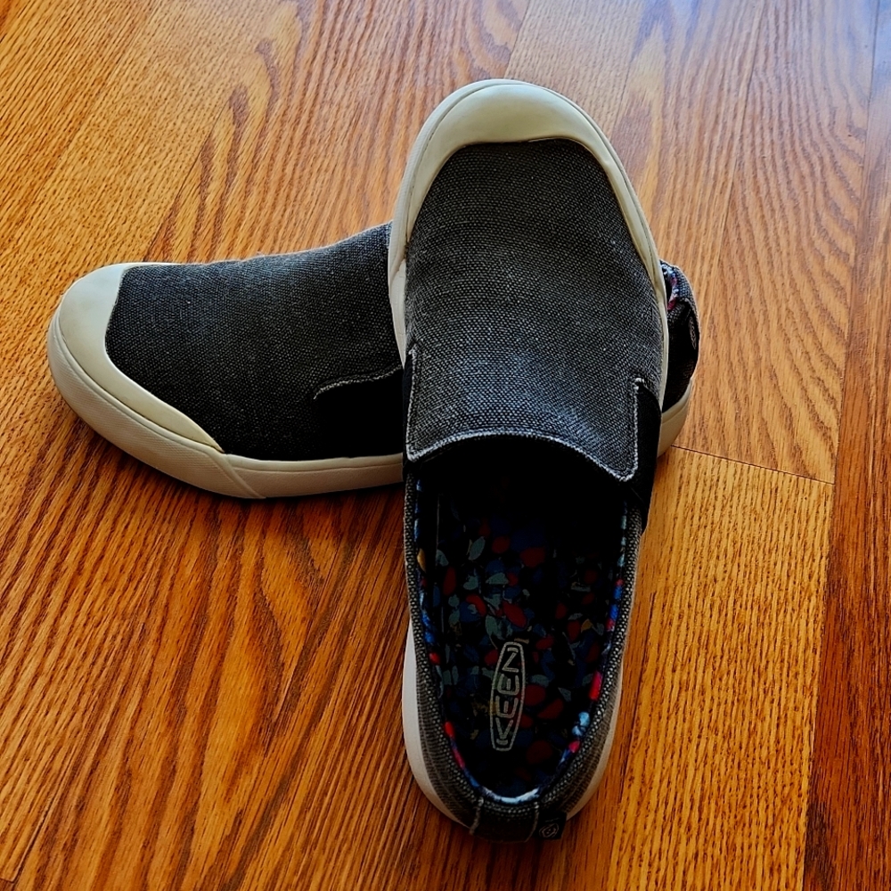 Keen Slip On Grey Sneaker